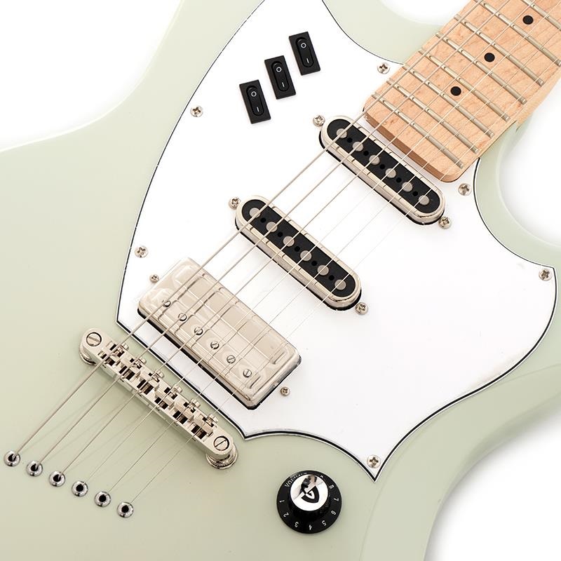 GUILD Surfliner (White Sage) ｜イケベ楽器店オンラインストア