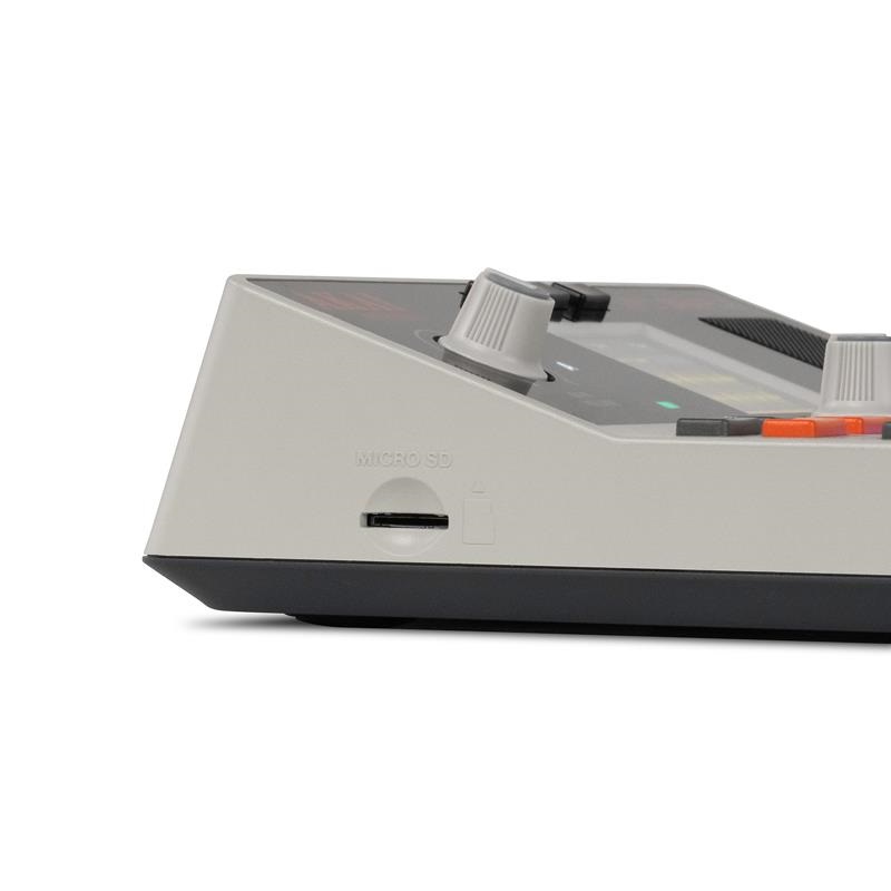 AKAI MPC Sample 【予約商品 / 次回入荷時期未定】 【シーケンサー内蔵