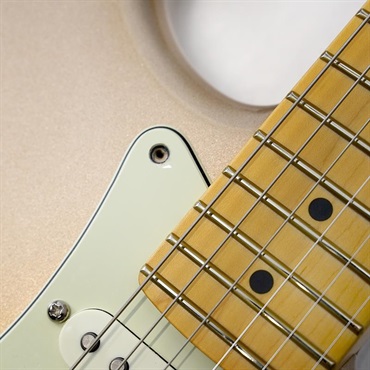 Fender USA American Professional Classic Stratocaster (Faded Firemist Gold/Maple)  【B級特価】 画像7
