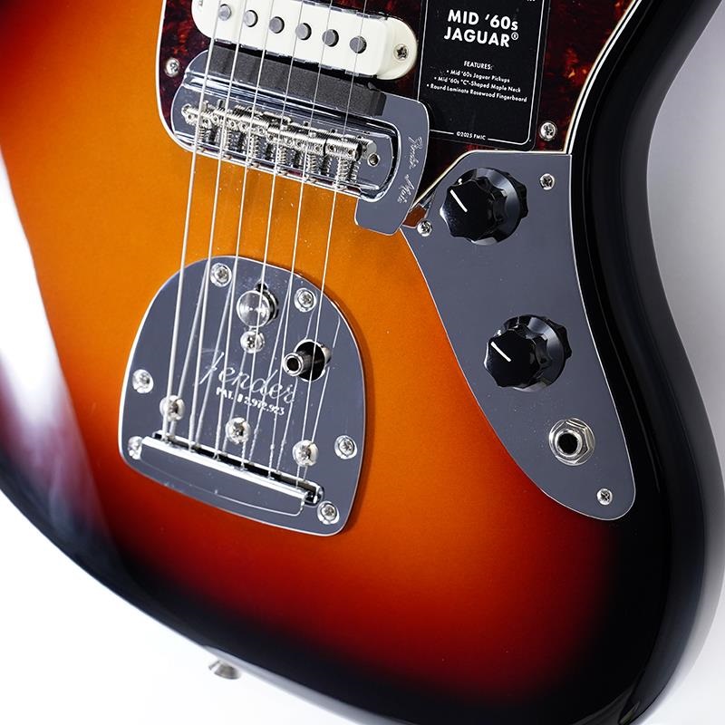 Fender MEX Vintera III Mid '60s Jaguar (3-Color Sunburst/Rosewood Fender MEX Vintera III Mid '60s Jaguar (3-Color Sunburst/Rosewood