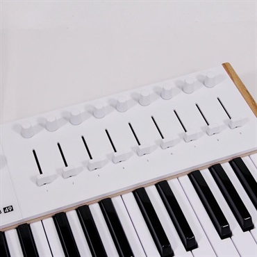 Arturia USED 中古 KEYLAB MK3 49 (ﾎﾜｲﾄ)(KEYLABMAK3 49WH)(49鍵・USB・MIDIコントローラー)(アートリア) 画像5