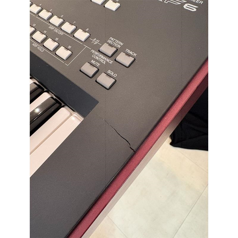 YAMAHA USED 中古 MOXF6(専用ソフトケースつき） ※配送事項要ご確認