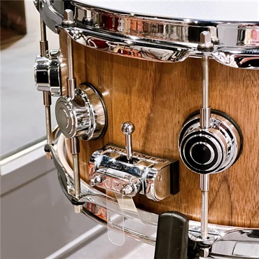 dw DR920614SSC101 [Collector's Pure Walnut 14×6 / Natural Satin Oil]【限定生産モデル】 画像2