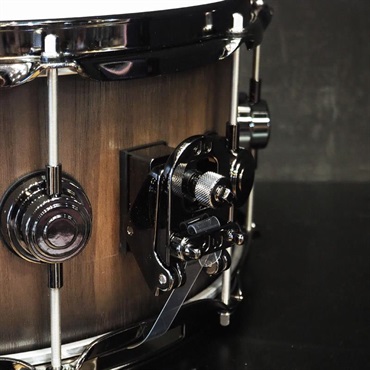 dw DR936514SSN692 [Collector's Pure Walnut 14×6.5 / Natural To Quick Ebony Burst / Black Nickel Finish Hardware]【限定生産モデル】 画像5