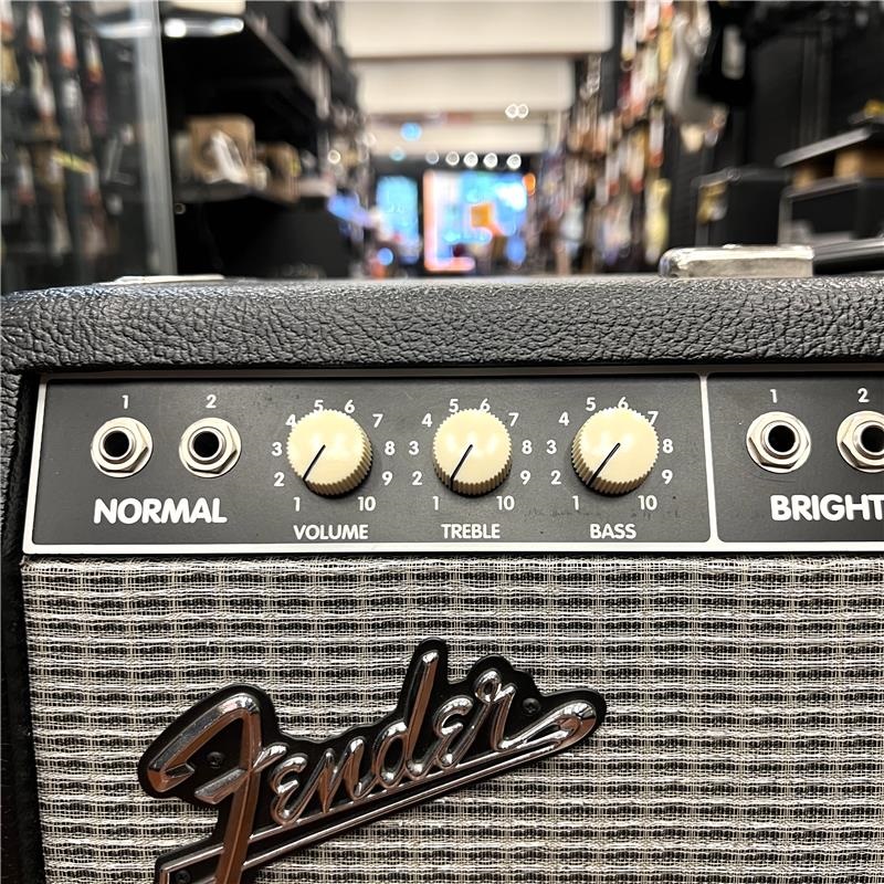 Fender USA USED 中古 Custom Vibrolux Reverb Reissue ｜イケベ楽器店