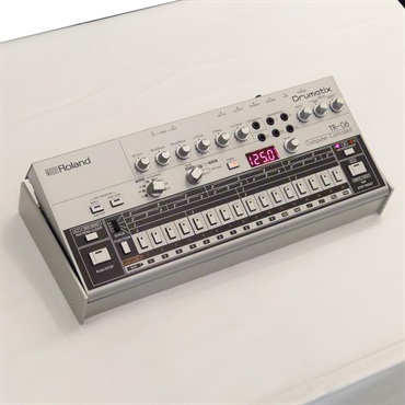 Roland USED 中古 TR-06 Drumatix (Boutiqueシリーズ) ローランド ドラムマシン 画像1