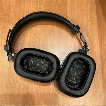 BOSS USED 中古　WAZA-AIR [Guitar Amplifier] 画像1