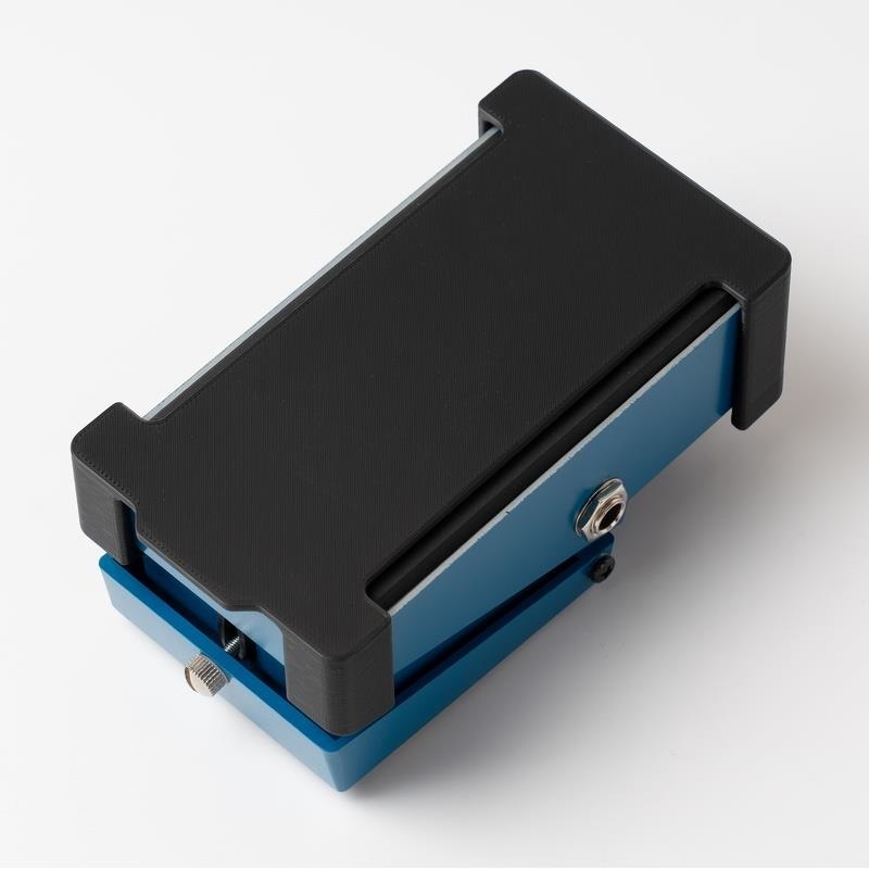 Zanshin Musical Instruments EHBC-1 (BOSS専用ホルダー) ｜イケベ楽器