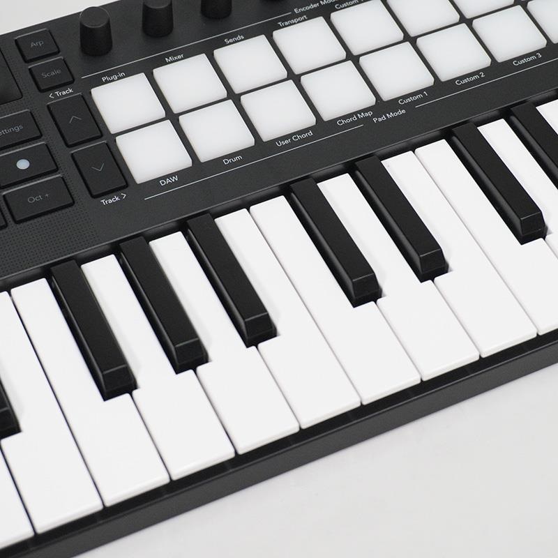 NOVATION USED 中古 Launchkey Mini 25 MK4(ノベーション)(ラウンチ