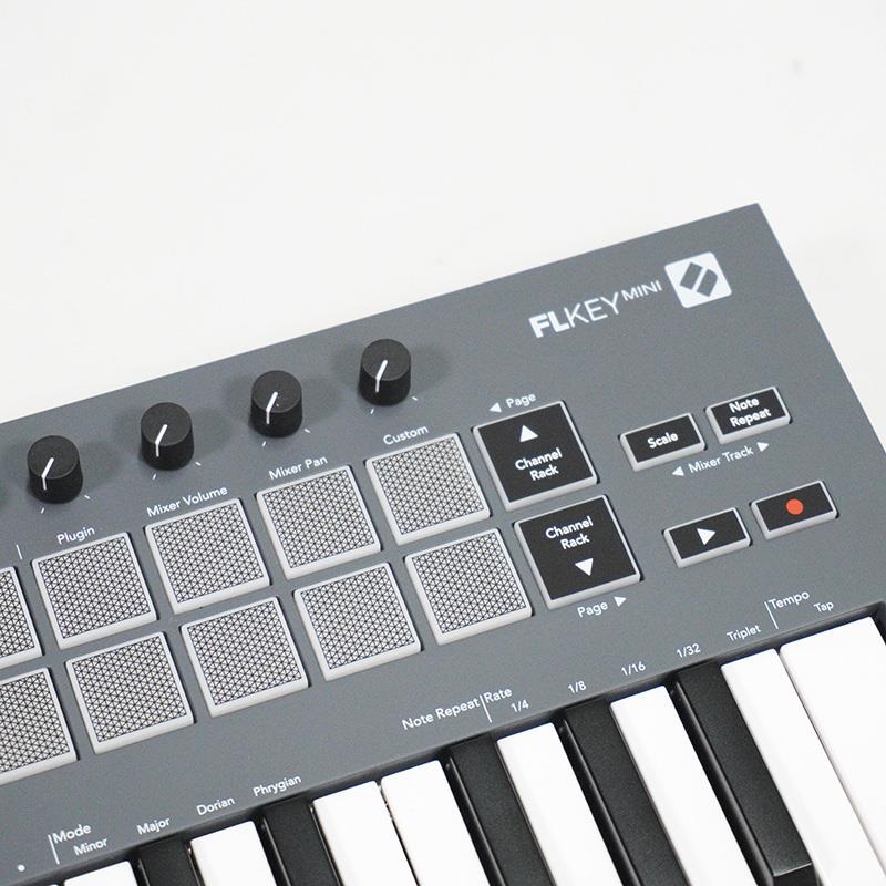 楽器・機材 Novation MIDIキーボード 25キー 箱付き