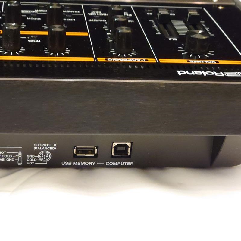 Roland USED 中古 JUPITER-Xm(WC-1つき）ローランド ｜イケベ楽器店