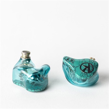 qdc Hybrid Fusion-S (イヤモニ)(キューディーシー)(有線イヤホン)(IEM)(ハイブリッド型)(密閉型)(5ドライバー)(インイヤーモニター)(QDC-HYBRID-FUSION-S) 画像2