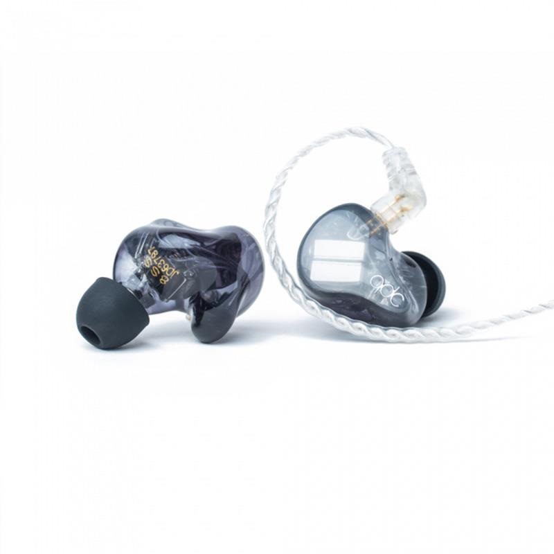 qdc Studio 8SS (イヤモニ)(キューディーシー)(有線イヤホン)(IEM)(BA