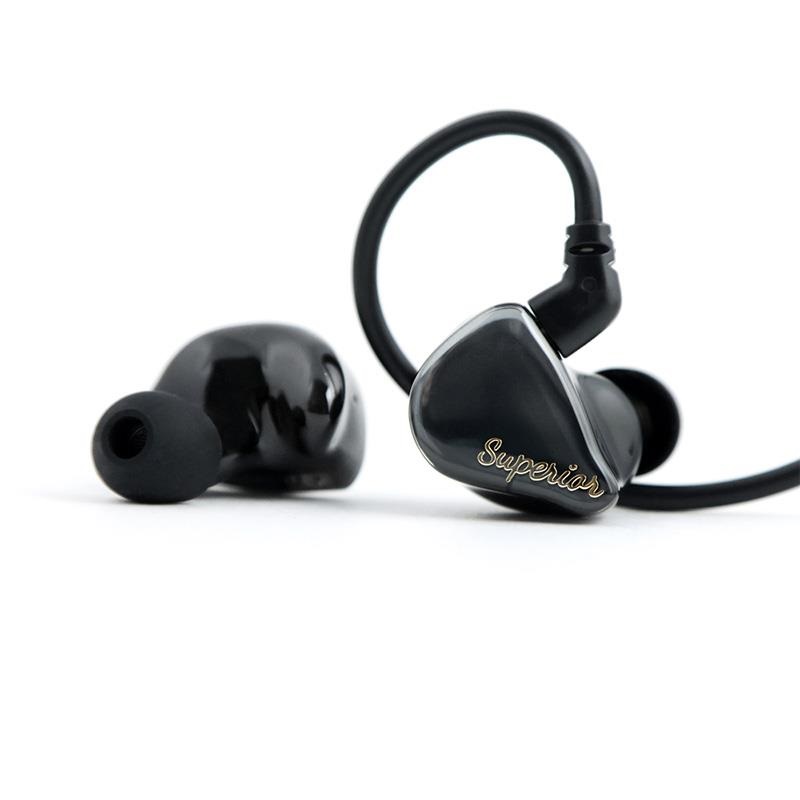 qdc SUPERIOR Piano Black イヤホン 本体 qdc SUPERIOR Piano Black (ピアノブラック)(キューディーシー