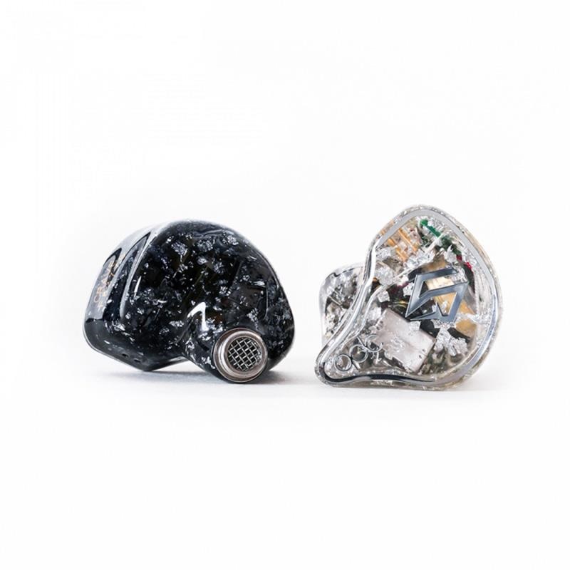 qdc CRAVE (イヤモニ)(キューディーシー)(有線イヤホン)(IEM