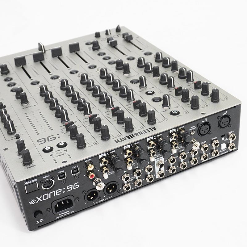 ALLEN&HEATH XONE:96 【開封済み箱ダメージ新品特価】 ｜イケベ楽器店