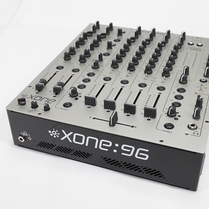 ALLEN&HEATH XONE:96 【開封済み箱ダメージ新品特価】 ｜イケベ楽器店