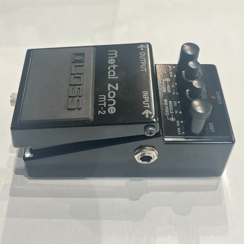 銀ネジ BOSS MT-2-3A 美品 ディストーション 30周年限定モデル BOSS USED 中古 MT-2-3A Metal zone [30th 限定カラー] distortion