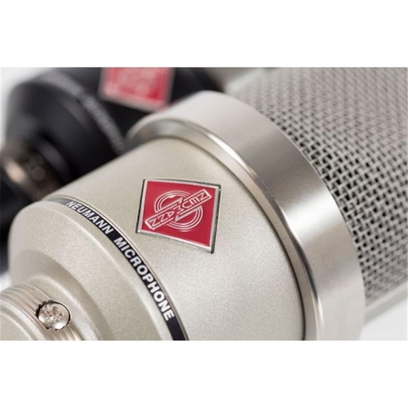 NEUMANN 【予約商品・8月24日入荷予定】【決算売り尽くしセール】【箱