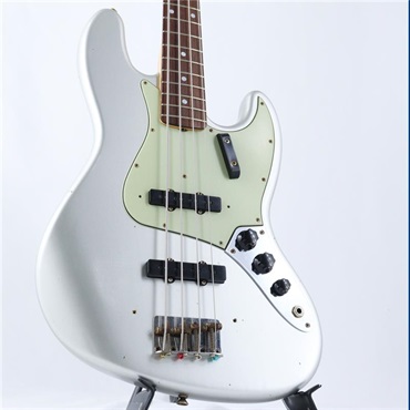 Fender Custom Shop 1965 Jazz Bass Journeyman Relic (Faded Inca Silver)【Fender ロゴ入りキャンピングチェアプレゼント】 画像2