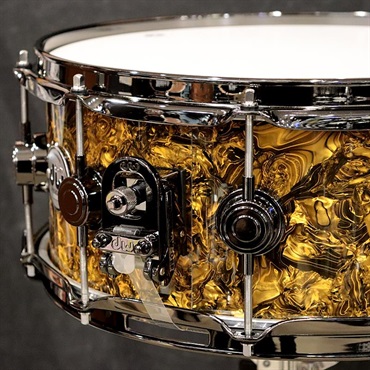 dw DCFMM0614SNX085 [Collector's Maple/Mahogany 14''×6'' - Gold Abalone w/Black Nickel Hardware] 画像2