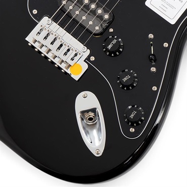 Fender Standard Series Standard Stratocaster HSS (Black/Laurel) 画像4