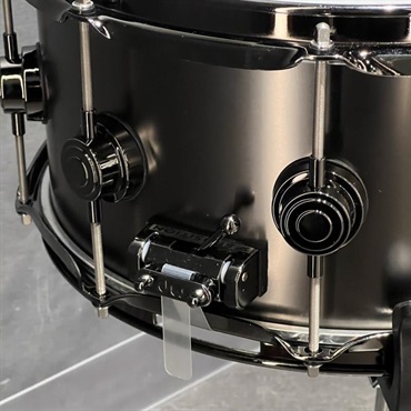 dw DCMR16514SNX710 [Collector's Satin Black Over Brass Snare 14''×6.5'' / Black Nickel Hardware] 画像2