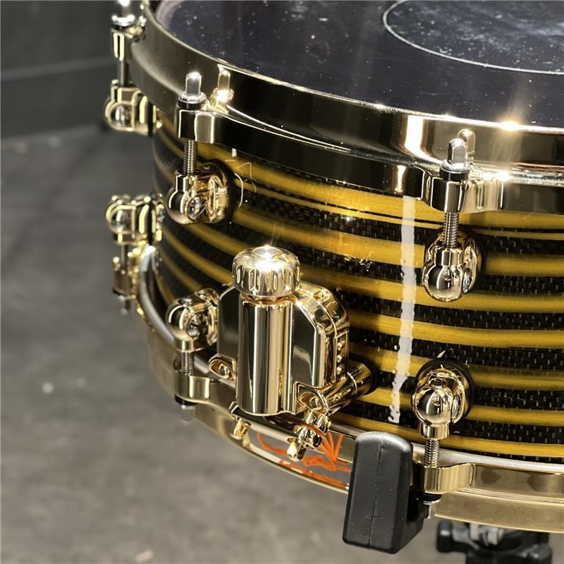 Pearl Masterworks Snare Drum 14x5.5 -Gold Swirl on Black Carbon