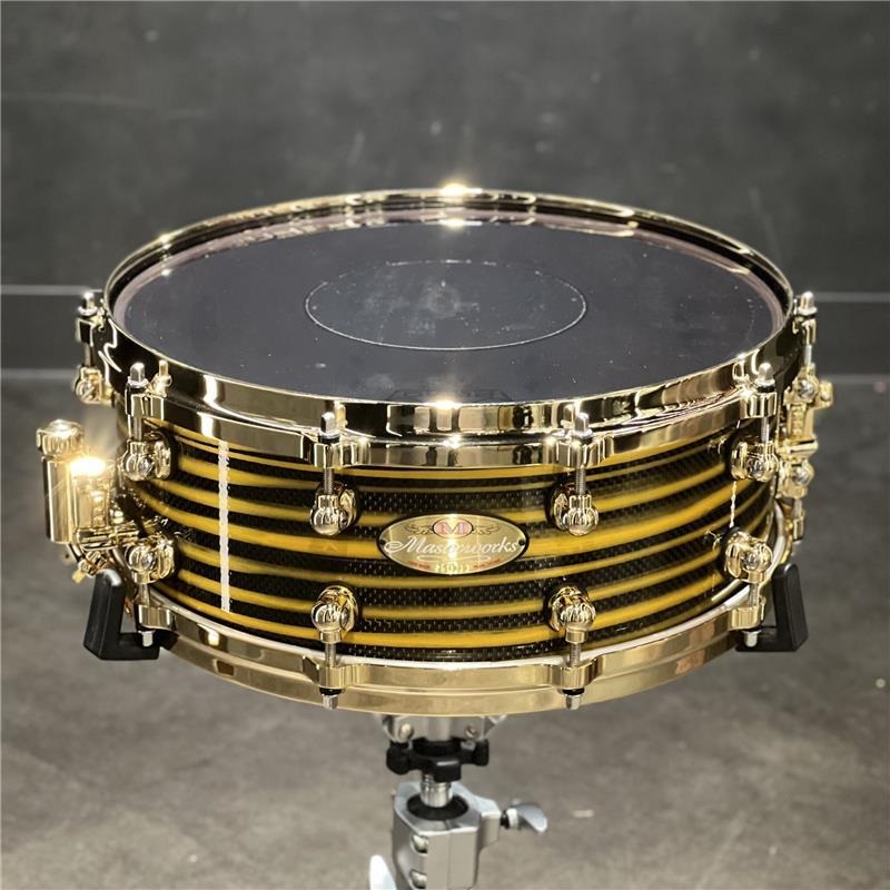 Pearl Masterworks Snare Drum 14x5.5 -Gold Swirl on Black Carbon