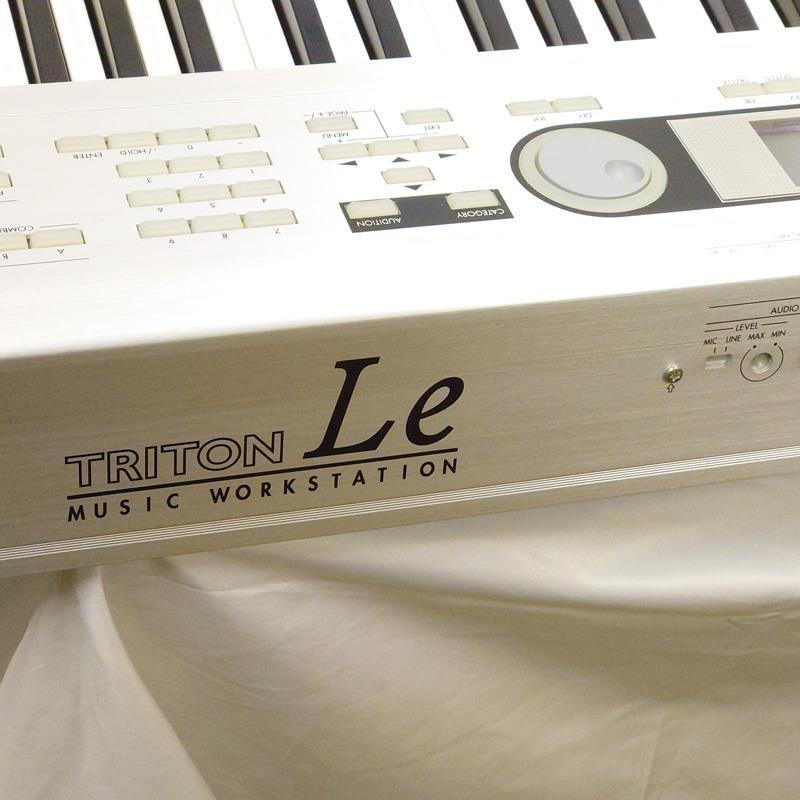 KORG コルグ TRITON Le シンセサイザー 61鍵盤 楽器・機材 ギター