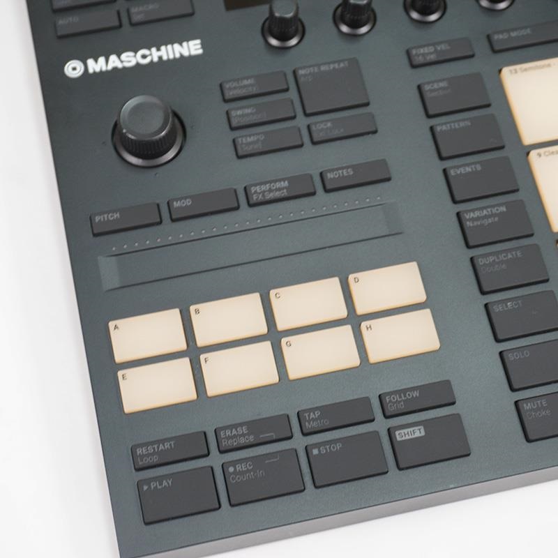 Native Instruments USED 中古 MASCHINE MK3 |イケベ楽器店オンライン Native Instruments USED 中古 MASCHINE MK3 |イケベ楽器店オンライン