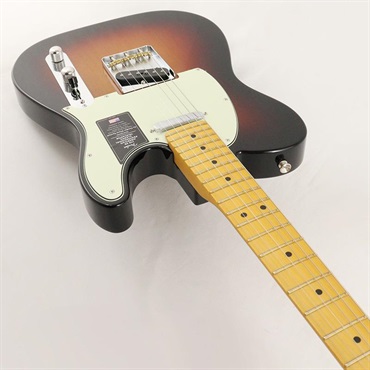 Fender USA Limited Edition American Professional Classic Telecaster featuring the Fender Silent System (3-Color Sunburst/Maple) 画像4