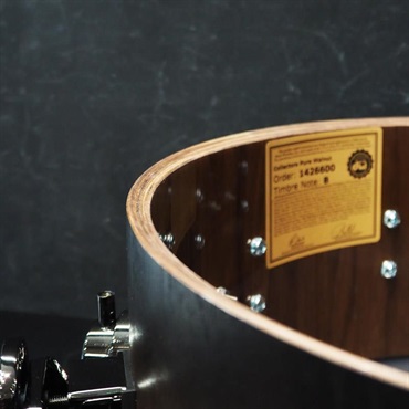 dw DR936514SSN692 [Collector's Pure Walnut 14×6.5 / Natural To Quick Ebony Burst / Black Nickel Finish Hardware] 画像9
