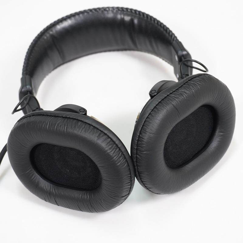 SONY MDR-CD900ST 有線ヘッドホン（中古） SONY USED 中古 MDR-CD900ST (ソニー)(MDRCD900ST)(密閉型)(スタジオ