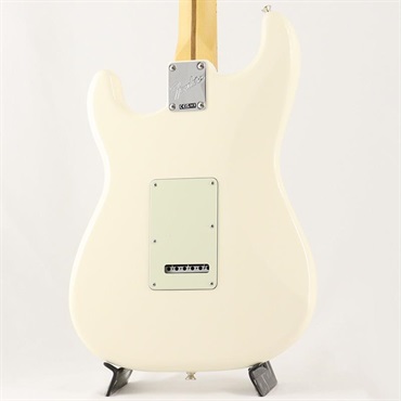 Fender USA Limited Edition American Professional Classic Stratocaster featuring the Fender Silent System (Olympic White/Maple) 画像3
