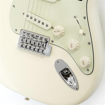 Fender USA Limited Edition American Professional Classic Stratocaster featuring the Fender Silent System (Olympic White/Maple) 画像4