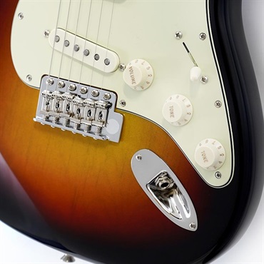 Fender USA Limited Edition American Professional Classic Stratocaster featuring the Fender Silent System (3-Color Sunburst/Rosewood) 画像4