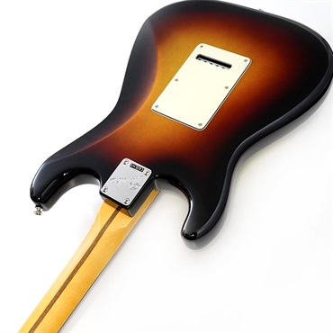Fender USA Limited Edition American Professional Classic Stratocaster featuring the Fender Silent System (3-Color Sunburst/Rosewood) 画像6