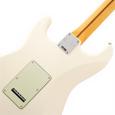 Fender USA Limited Edition American Professional Classic Stratocaster featuring the Fender Silent System (Olympic White/Maple) 画像5