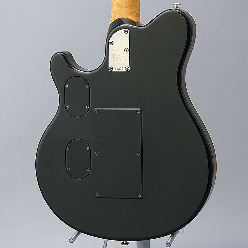 買取実績】MUSICMAN EVH Signature (Translucent Red) | 楽器の買取