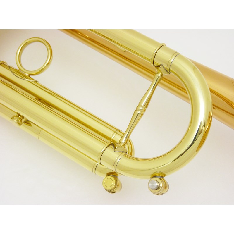 い*ん様 トランペット Queen Brass Zorro 買取実績】Queen Brass ZORRO MLRB CL Bb トランペット | 楽器の買取