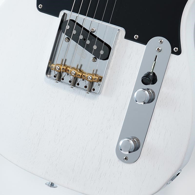 買取実績】Suhr Guitars J Select Classic T Satin WOODSHED (White