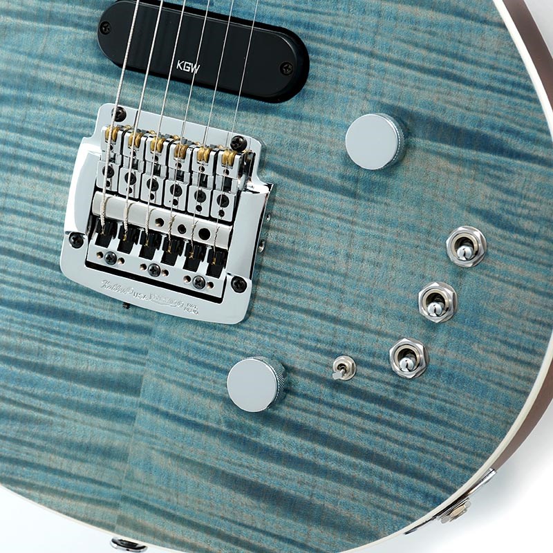 買取実績】Kz Guitar Works Kz One Semi-Hollow 5A Flame Maple 22F