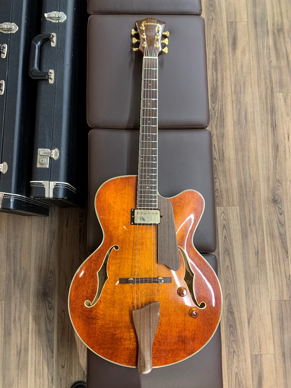 買取実績】EASTMAN AR-403CE Antique Red | 楽器の買取なら