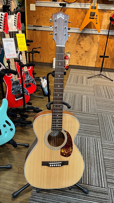 買取実績】GUILD M-240E | 楽器の買取ならイケベリユース