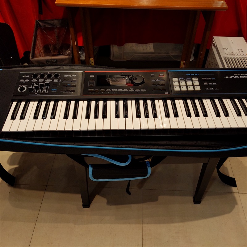 ROLAND JUNO-DS 61 取説/ケース/ペダル付き