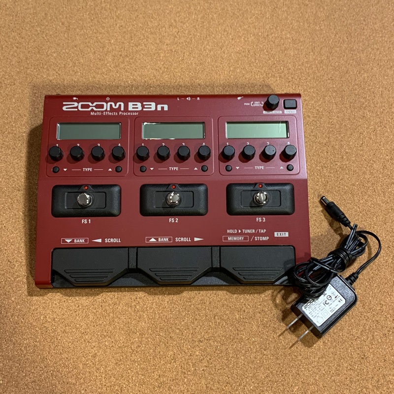 Zoom B3n Zoom B3n Bass Multi-effects Processor Reviews | Sweetwater