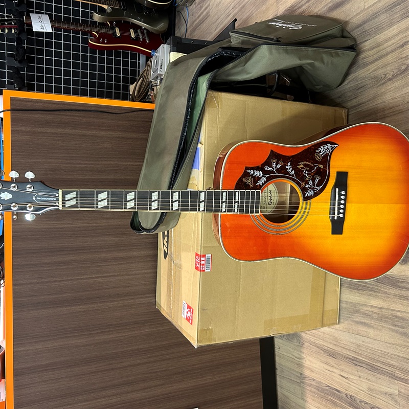 Epiphone / Hummingbird Studio FC 18まで値下げ