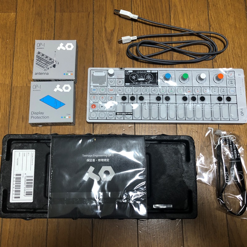 買取実績】Teenage Engineering OP-1 | 楽器の買取ならイケベリユース