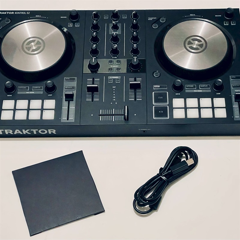 【最終値下げ】【美品】TRAKTOR KONTROL S2 MK3 買取実績】Native Instruments TRAKTOR KONTROL S2 MK3 | 楽器の買取